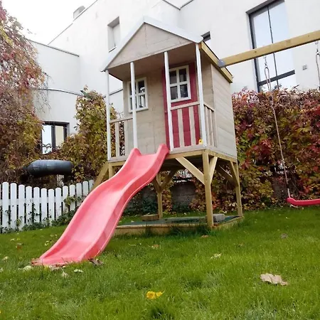 Gasthuis Kotka Housing-freeparking *