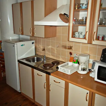 Kotka Housing-freeparking Gasthuis Pärnu